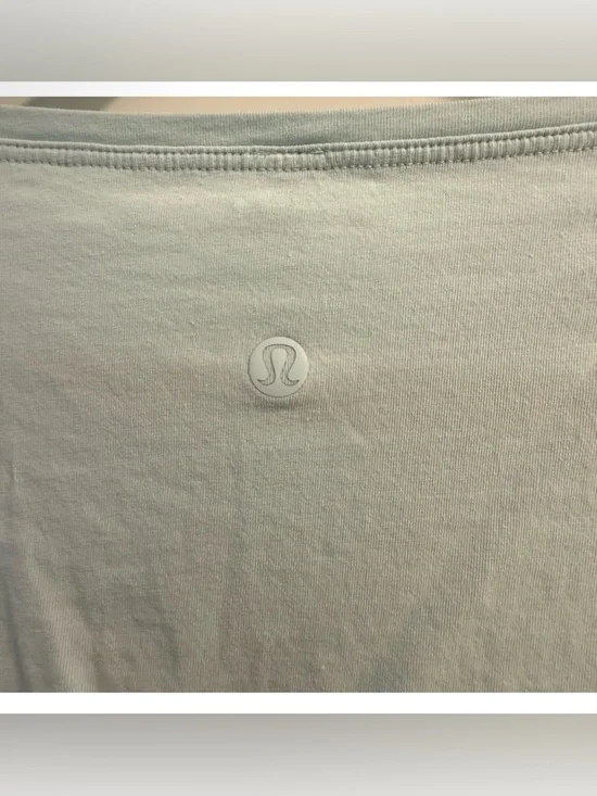 lululemon athletica Back In Action Shirt - Picture 3 of 3